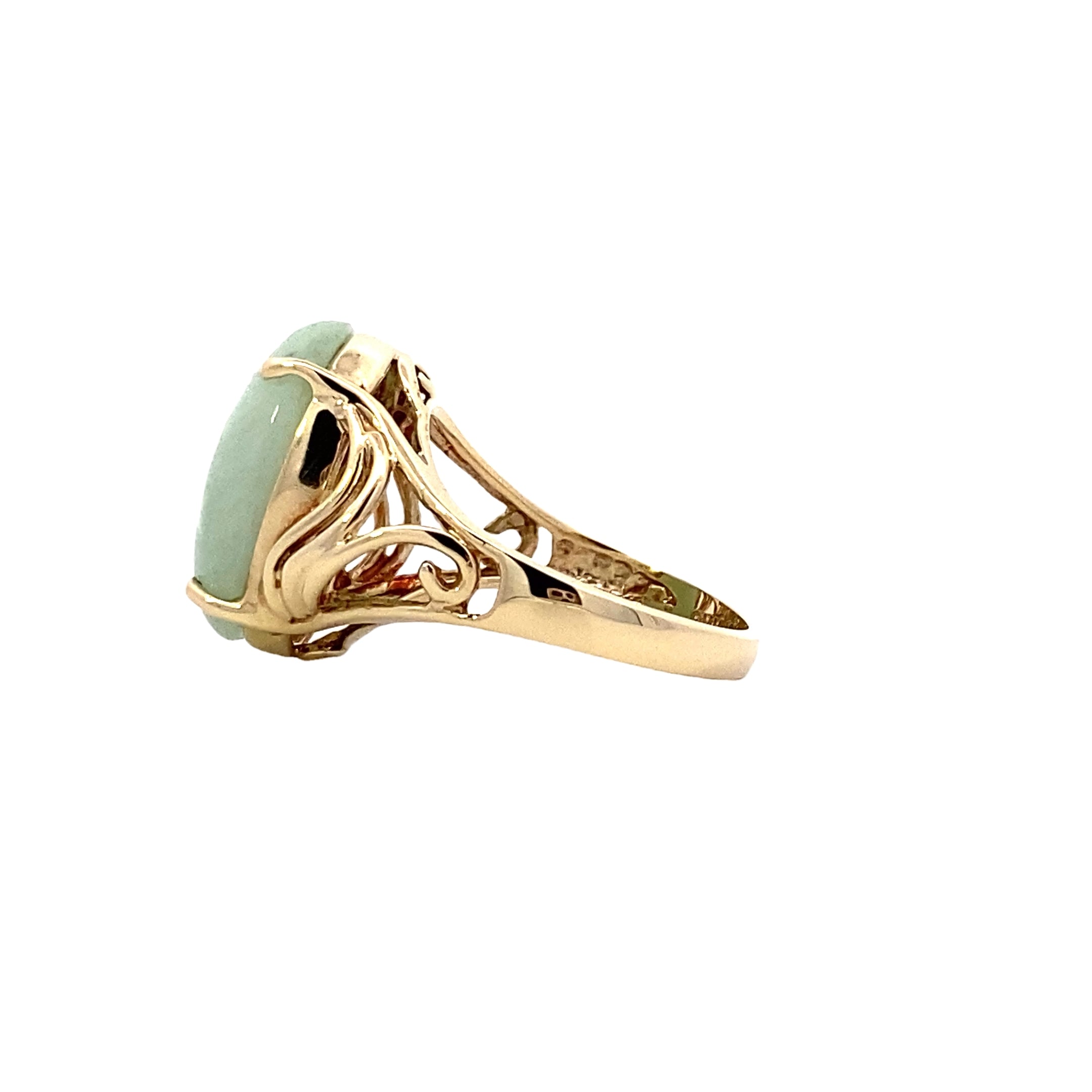 10K Yellow Gold Cabochon Jade Ring