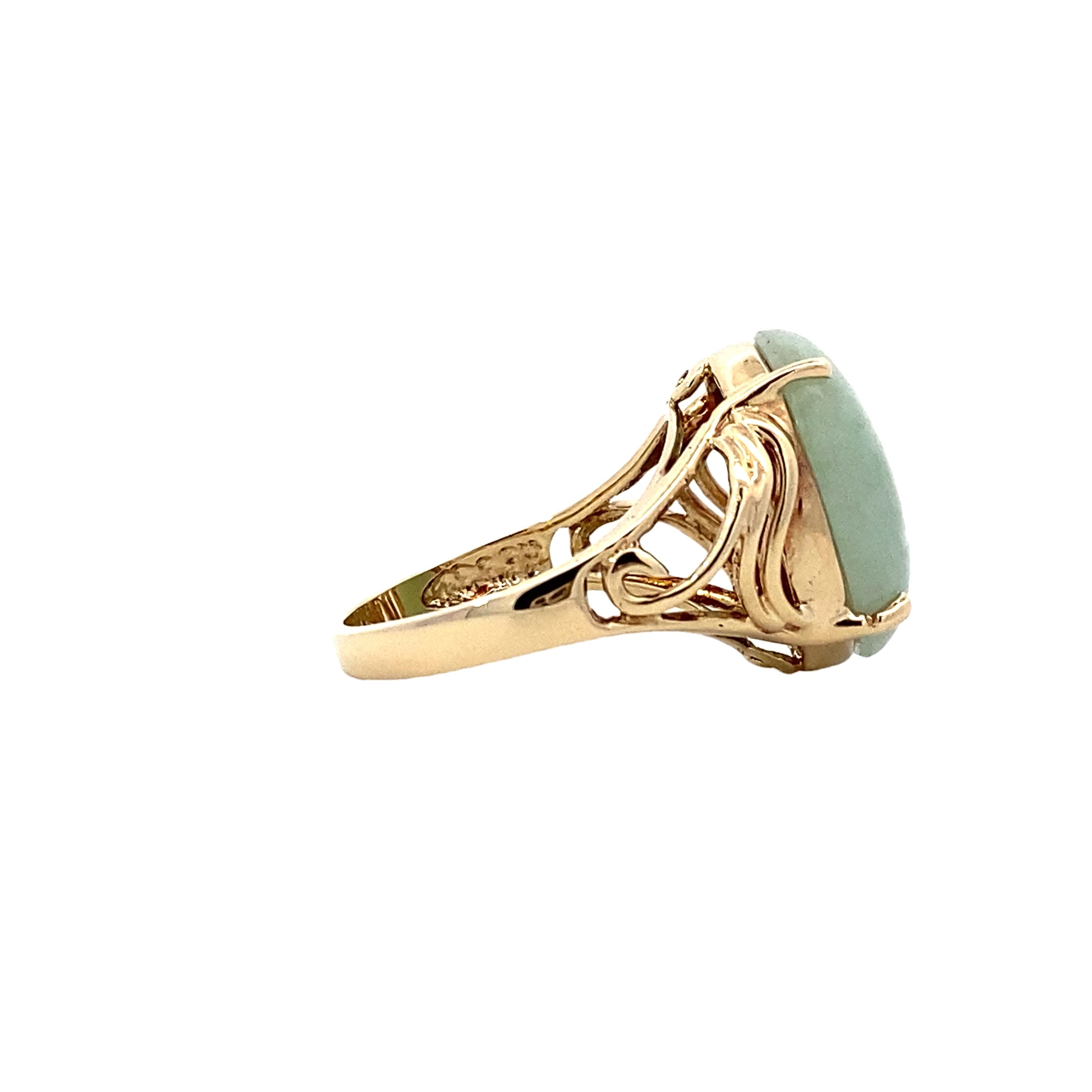 10K Yellow Gold Cabochon Jade Ring