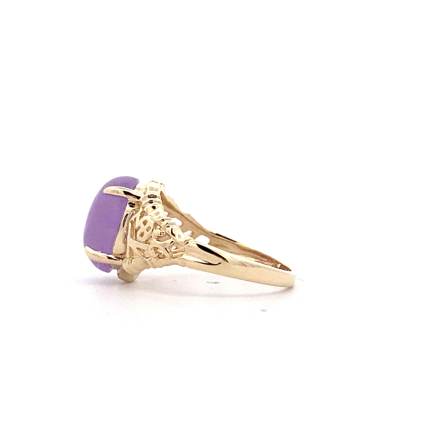 10K Yellow Gold Oval Lavender Jade Filigree Ring