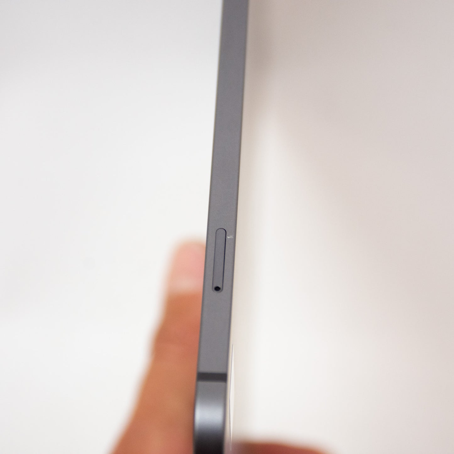 Apple iPad Pro 12.9" 4th Gen A2069 - Space Gray - 256 GB - Wifi/Cellular