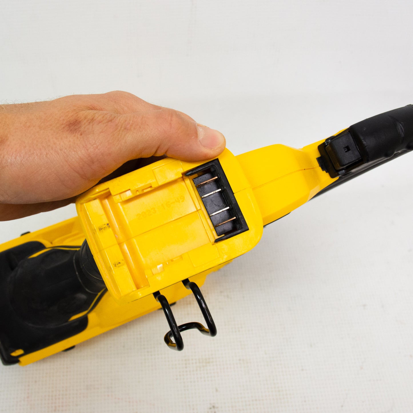 DEWALT DCN680 30V Max Brushless XR 18GA Brad Nail Gun