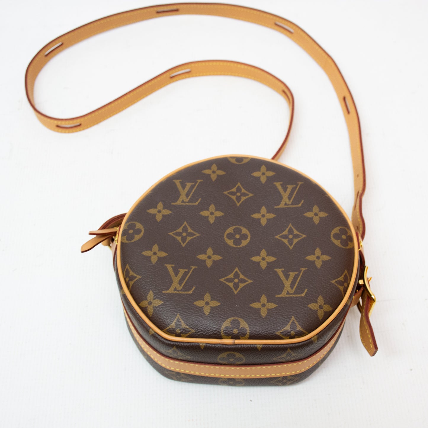 Louis Vuitton Boite Souple Monogram Shoulder Bag - M45578