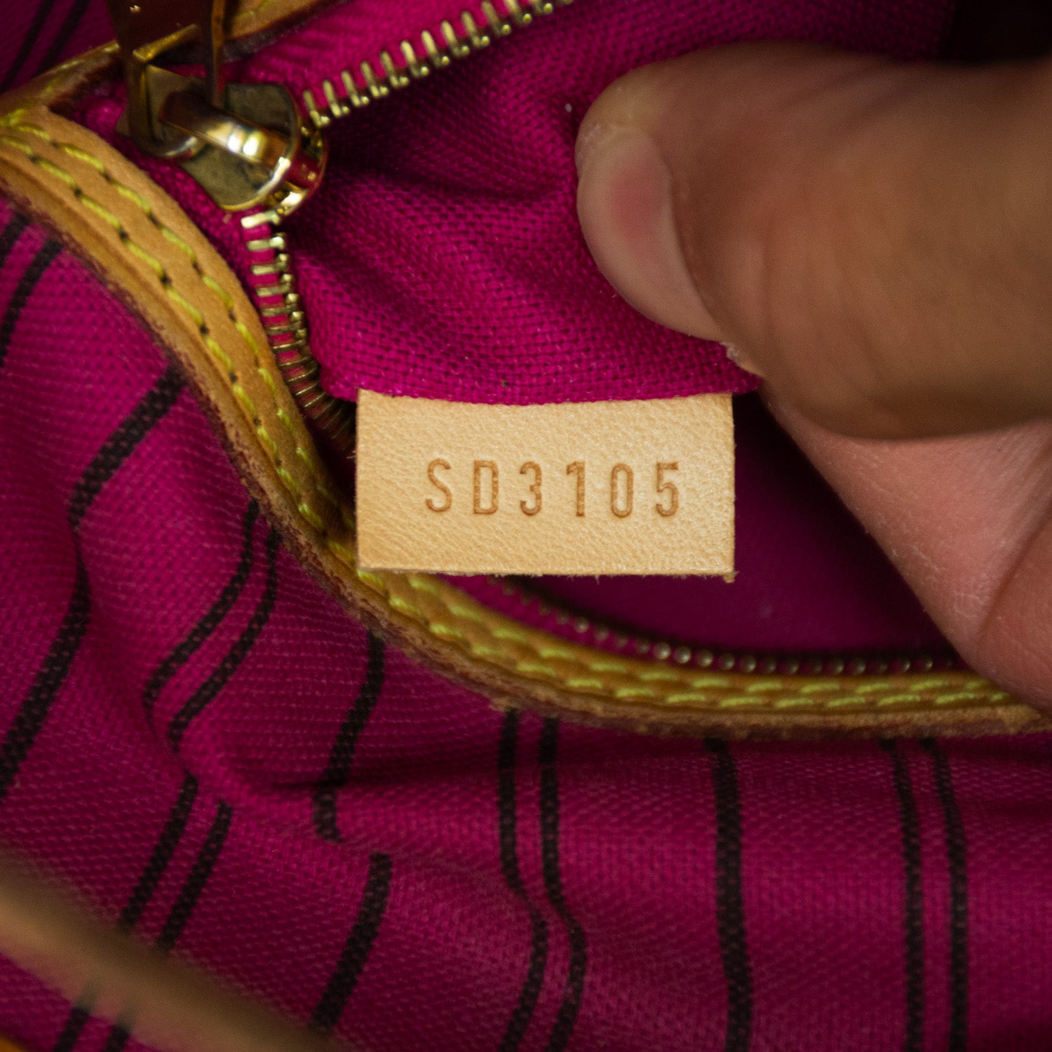 Louis Vuitton Delightfull Key Ring Monogram PM Purse