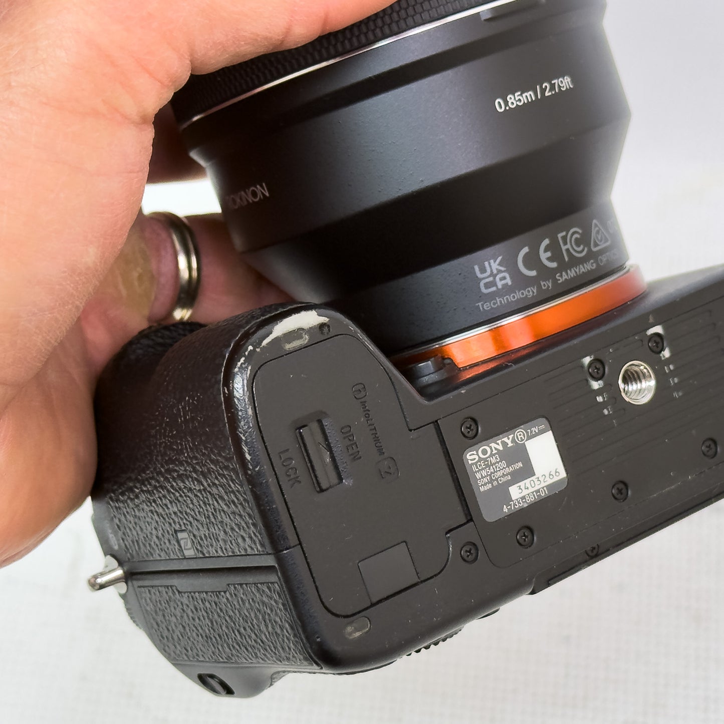 Sony Alpha A7III ILCE-7M3 Mirrorless Camera & Rokinon AF85 Lens