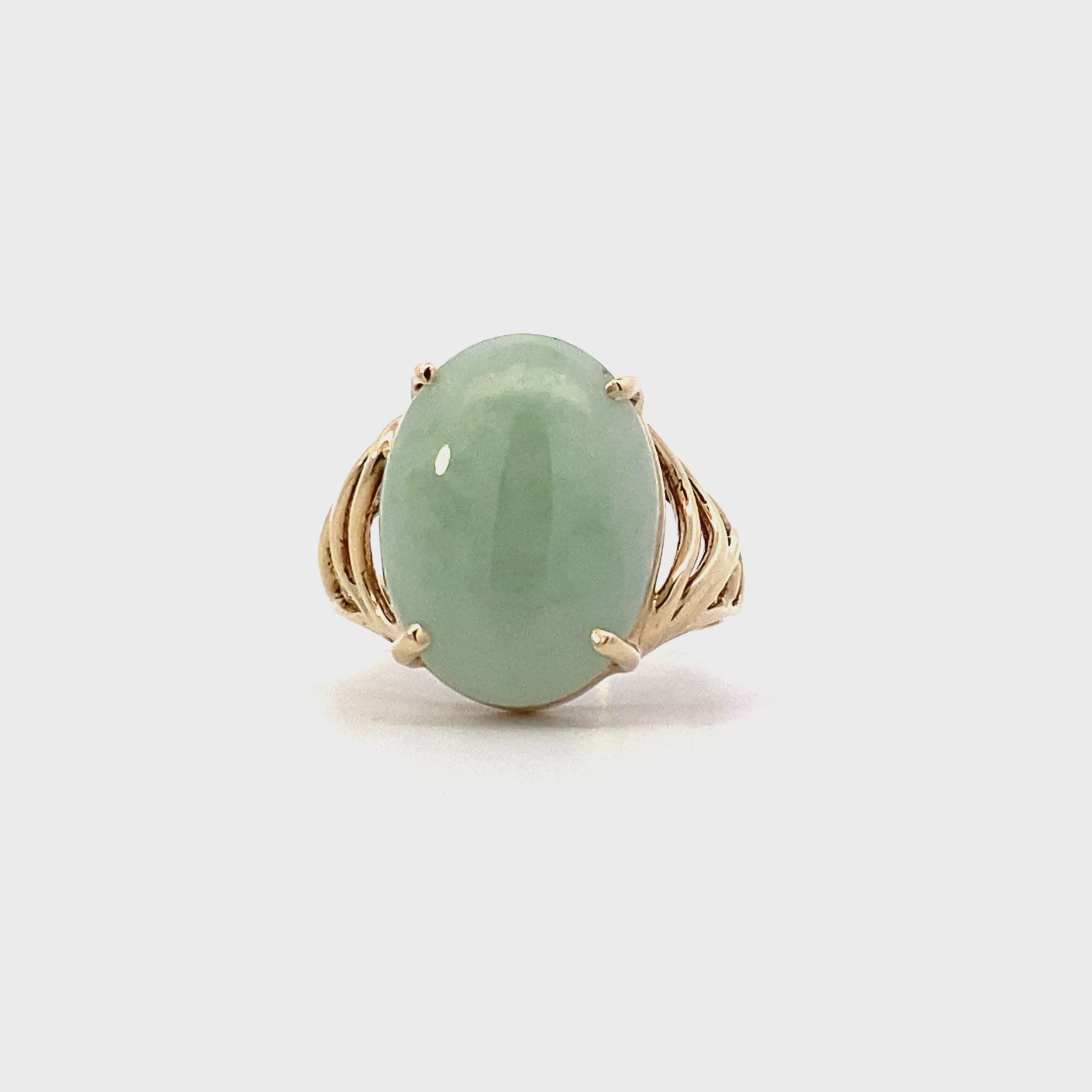 10K Yellow Gold Cabochon Jade Ring