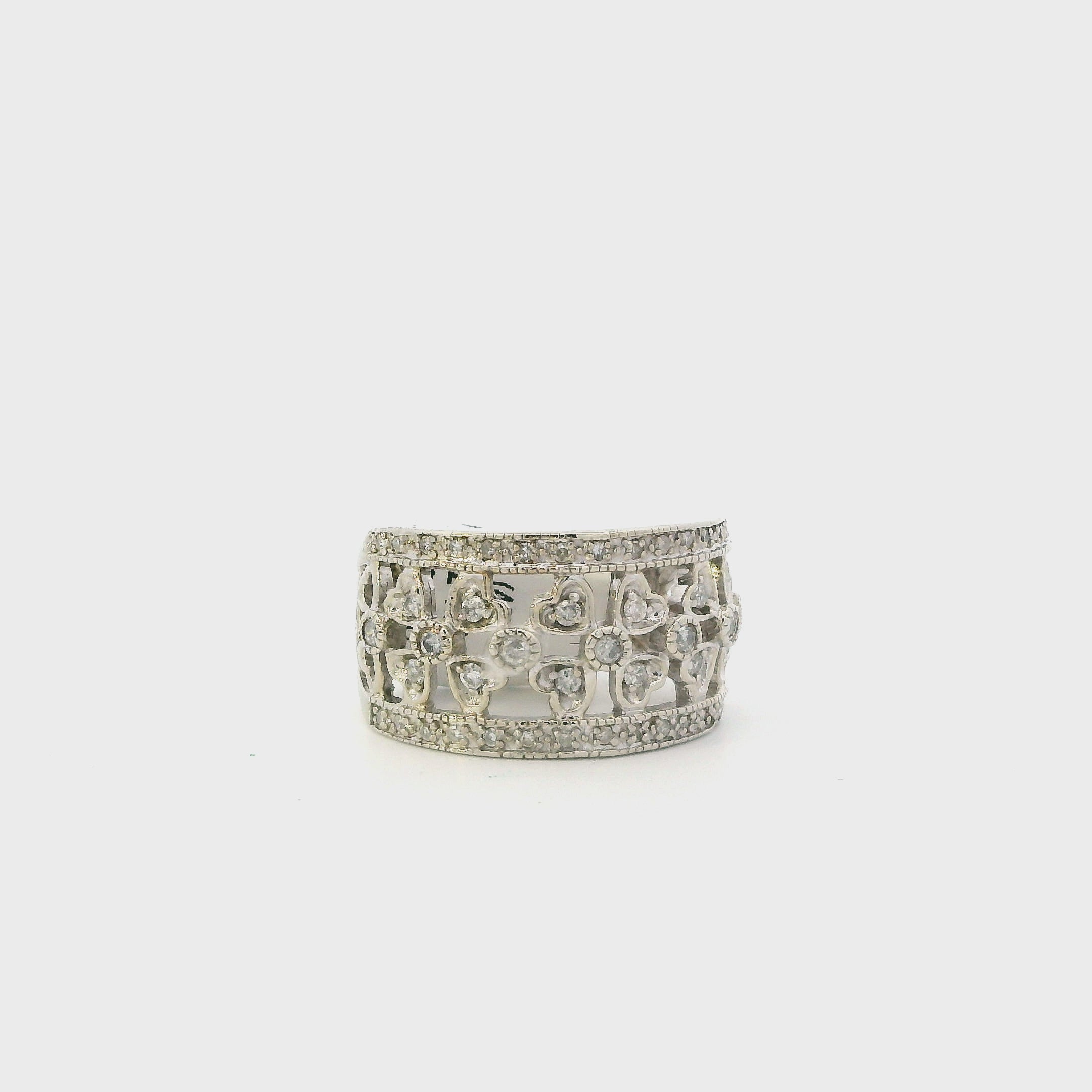 14K White Gold Diamond Womens Heart Band Ring - 0.43ct